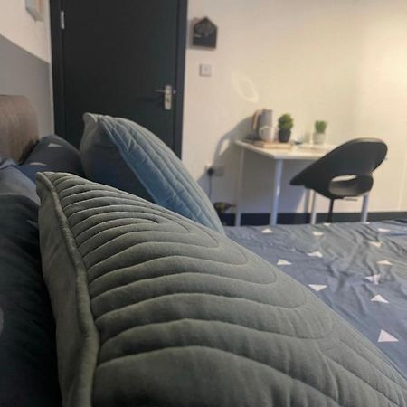 Elegant Studio1 Netflix Bathroom Close To Beach Swansea Exterior foto